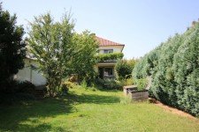 Hauptbild Teilmodernisiertes Einfamilienhaus mit Garage und großem Garten ** PROVISIONSFREI für den Käufer **